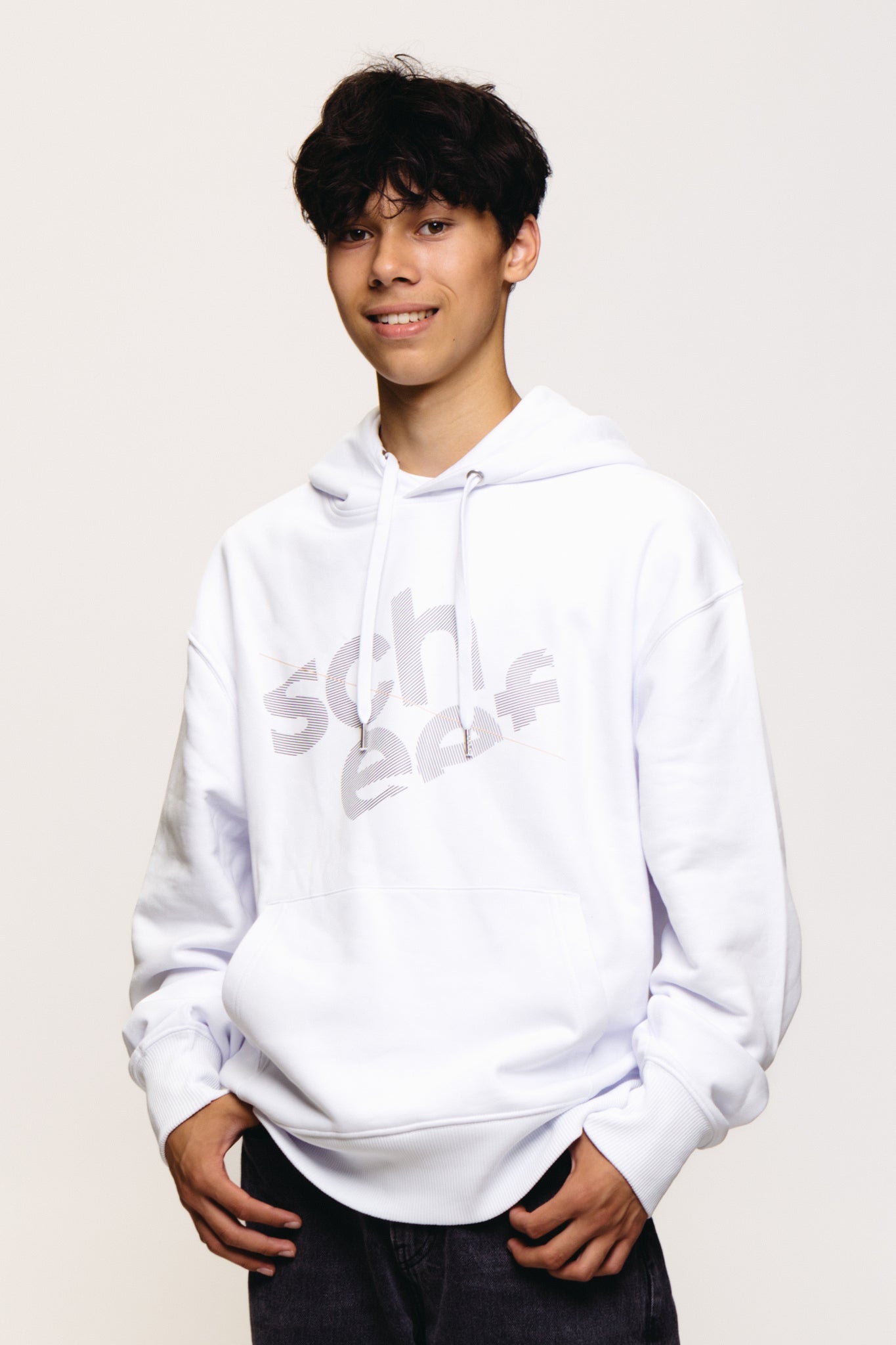 Scheef Hoodie “X-clusief”