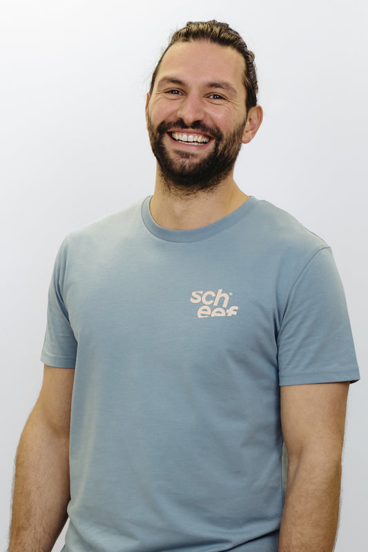 Scheef T-shirt “BASIC BLUE-ISH”